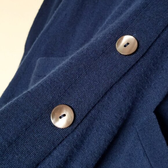 Vince 100% Cashmere V Neck Longline Cardigan S Lightweight Blue Button Pockets - Picture 7 of 16